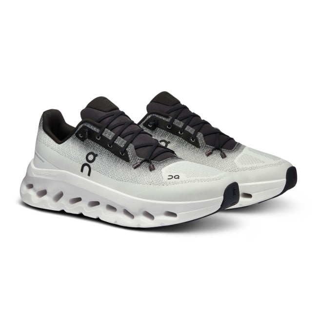 On women's cloudtilt sneakers | Sportland