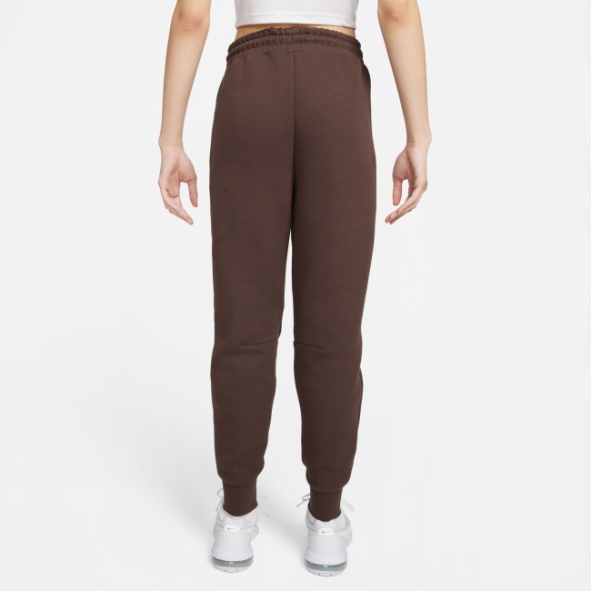 Womens nike joggers on sale top