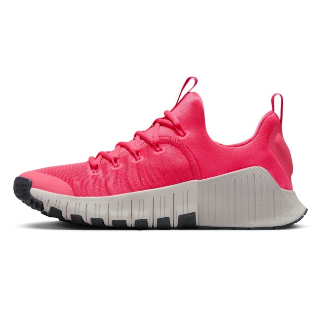 Women's workout shoes on sale top