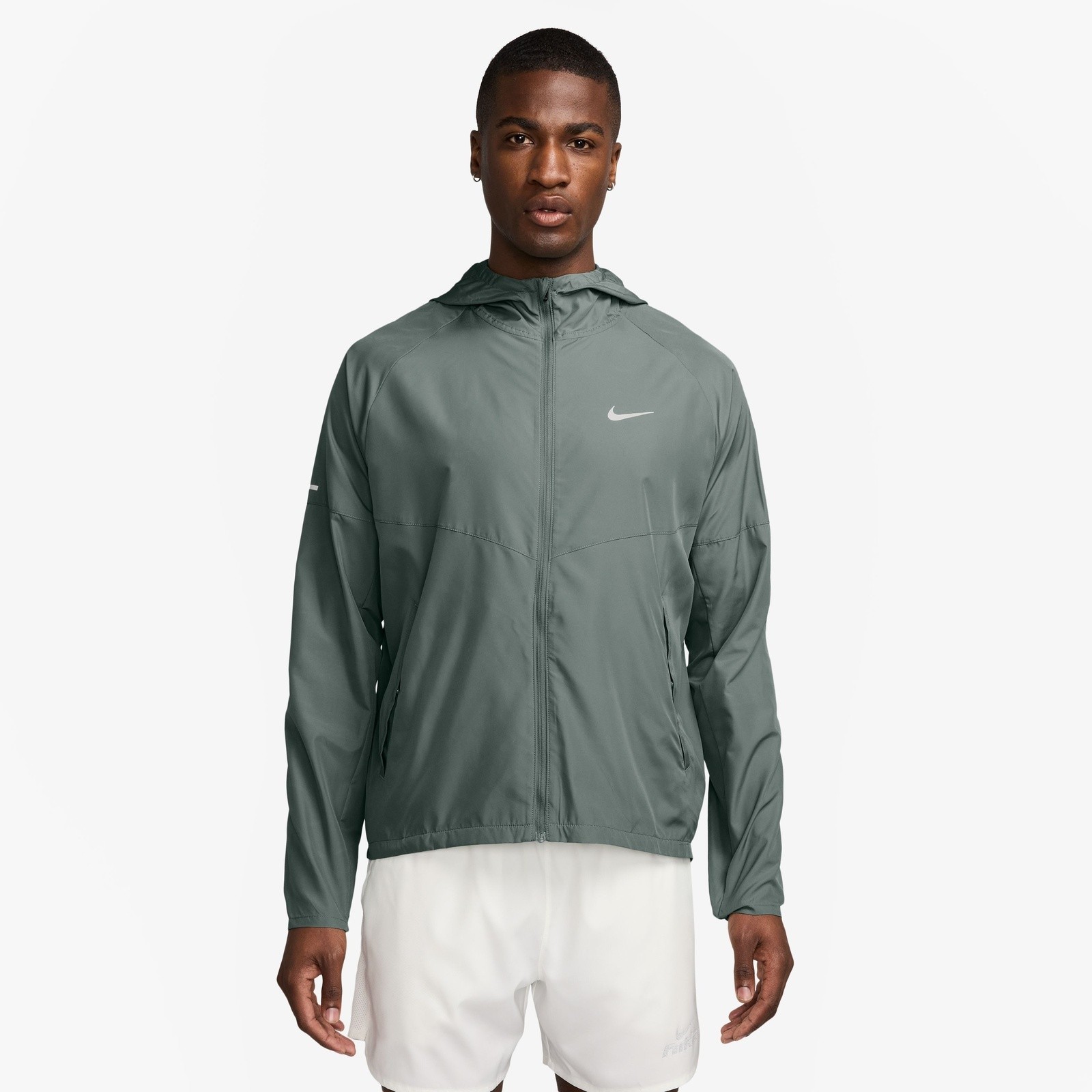 ウォーキング・ランニングウェア Nike Windrunner Repel Running Jacket Nike Windrunner Men's Repel Running Jacket. Nike VN